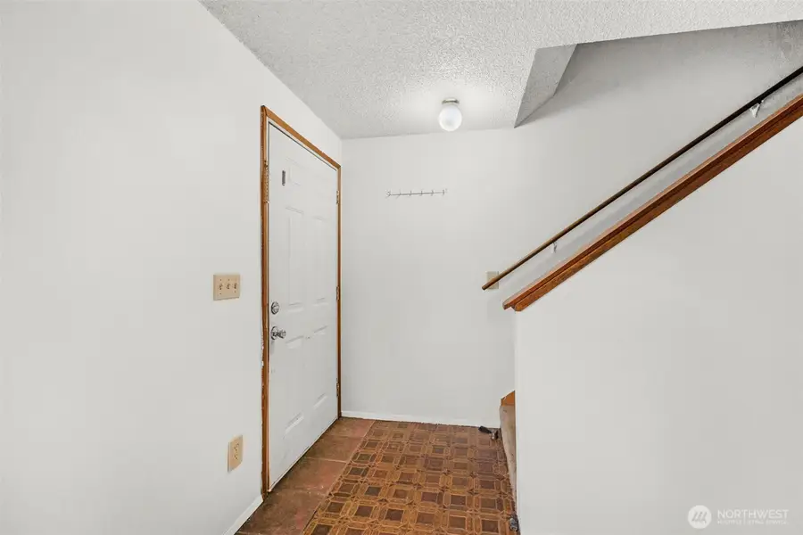 6920 Armar Road, Marysville, WA 98270 - #2