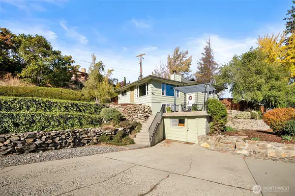 1216 Crawford Avenue, Wenatchee, WA 98801