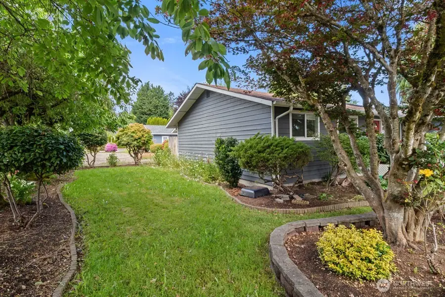 903 9th Avenue Sw, Tumwater, WA 98512 - #2