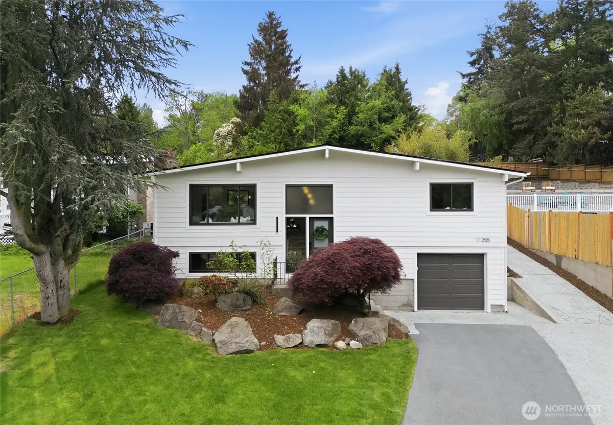 11255 Roseberg Avenue S, Seattle, WA 98168 - #1