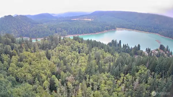 52914 131st Ave E, Eatonville, WA 98328
