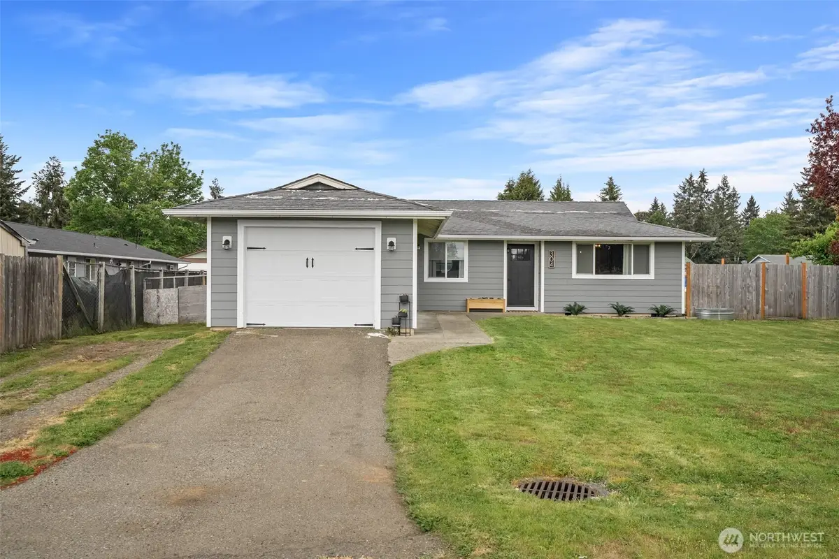 304 Rochester Street E, Rainier, WA 98576 - #1