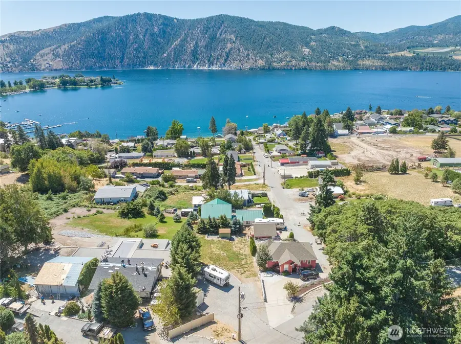 327 Lakeshore Drive, Manson, WA 98831 - #2