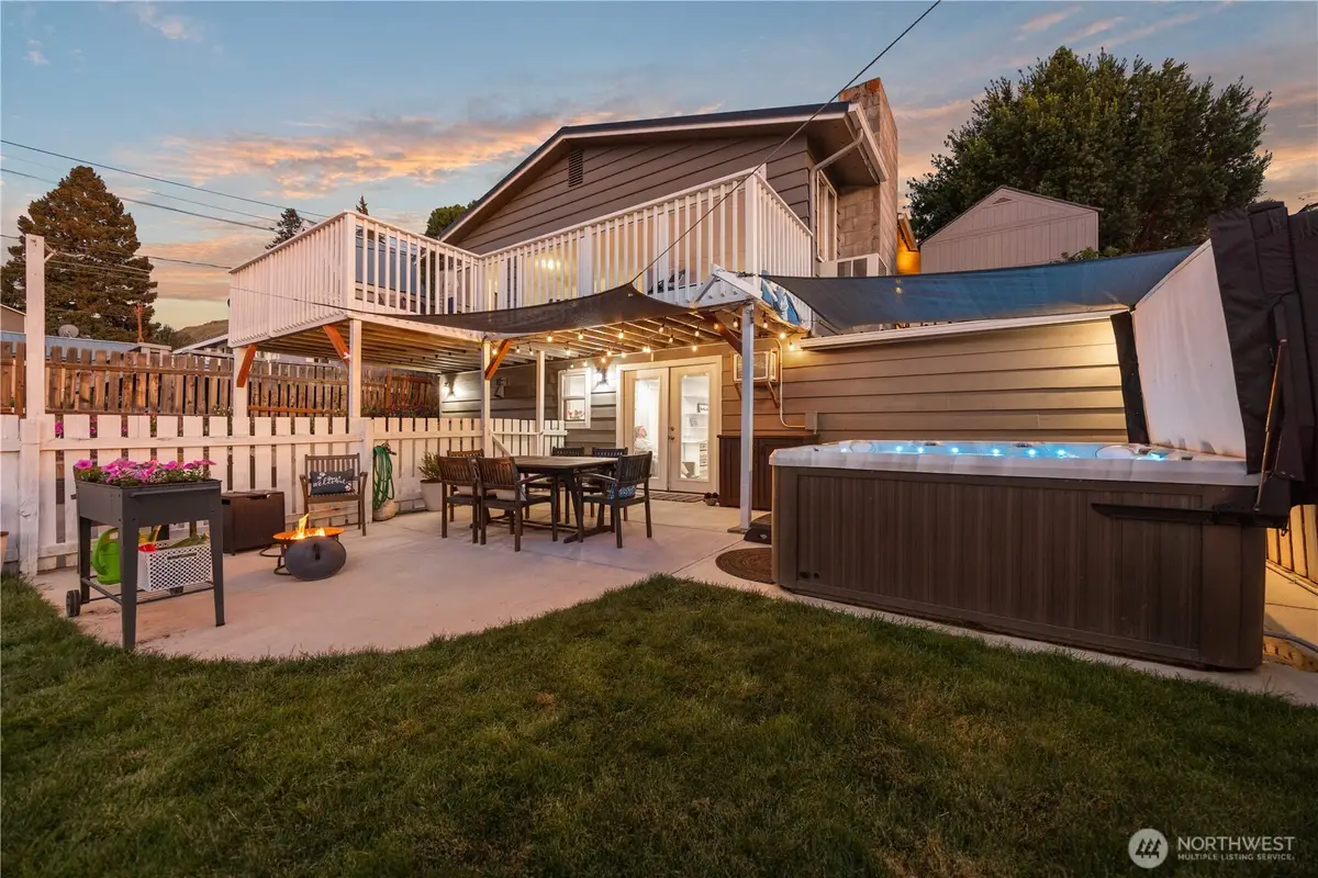 2316 W Prospect Street, Chelan, WA 98816 - #1