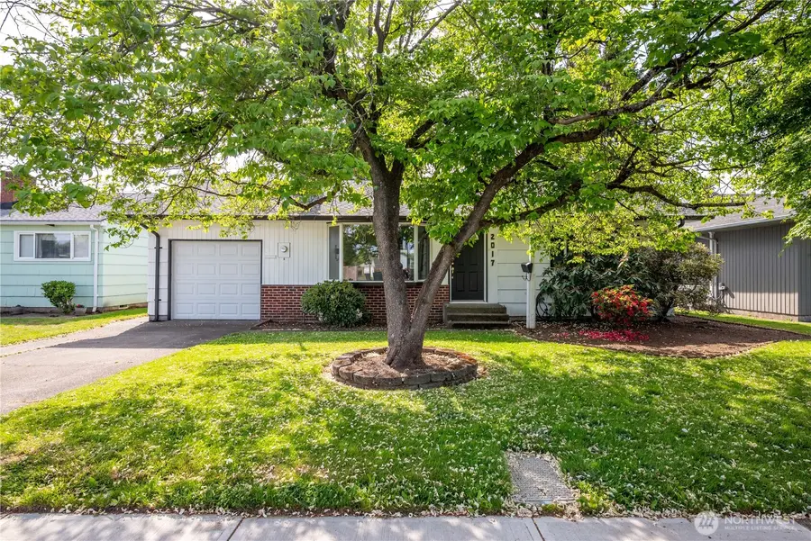2017 28th Ave, Longview, WA 98632 - #2