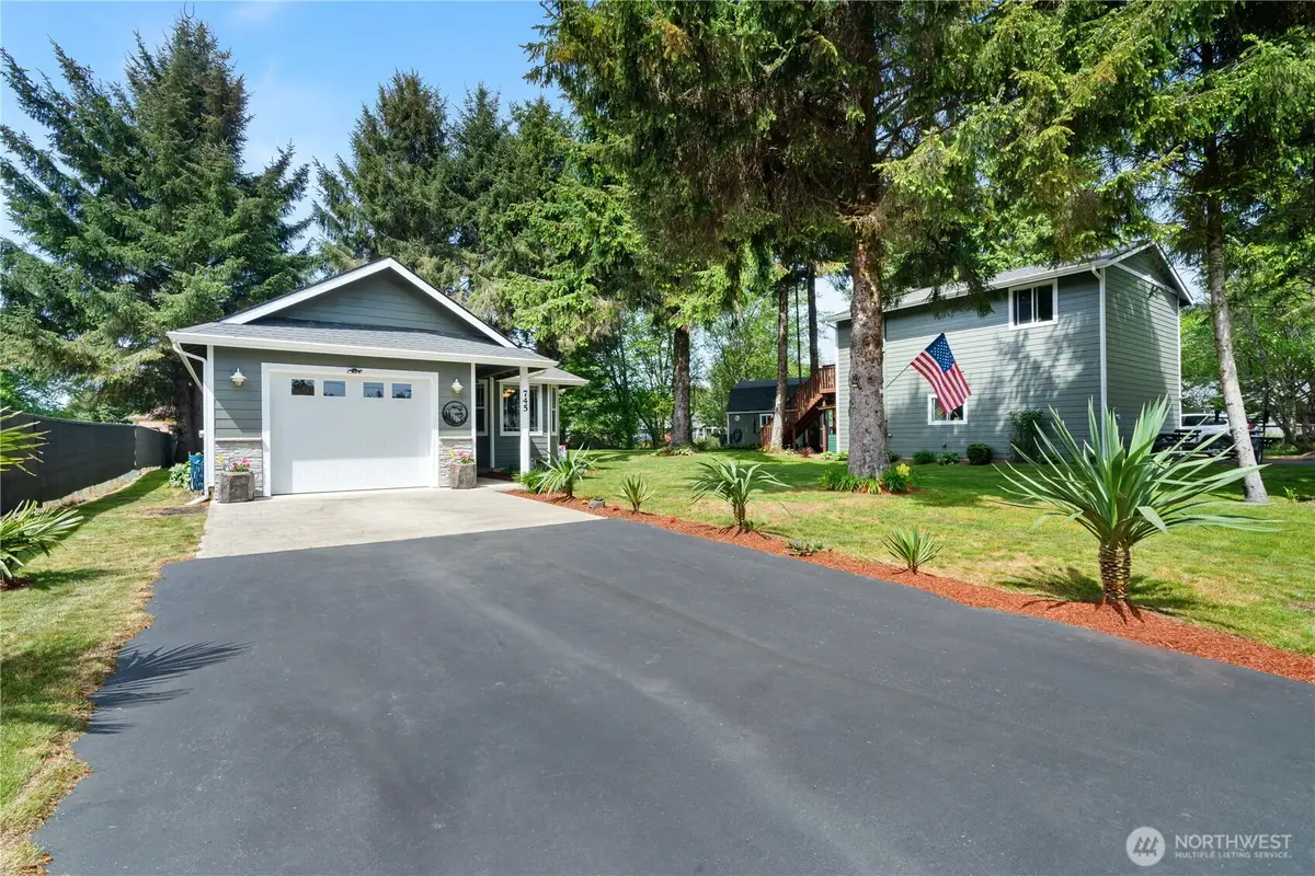 745 Albion Avenue Se, Ocean Shores, WA 98569 - #1