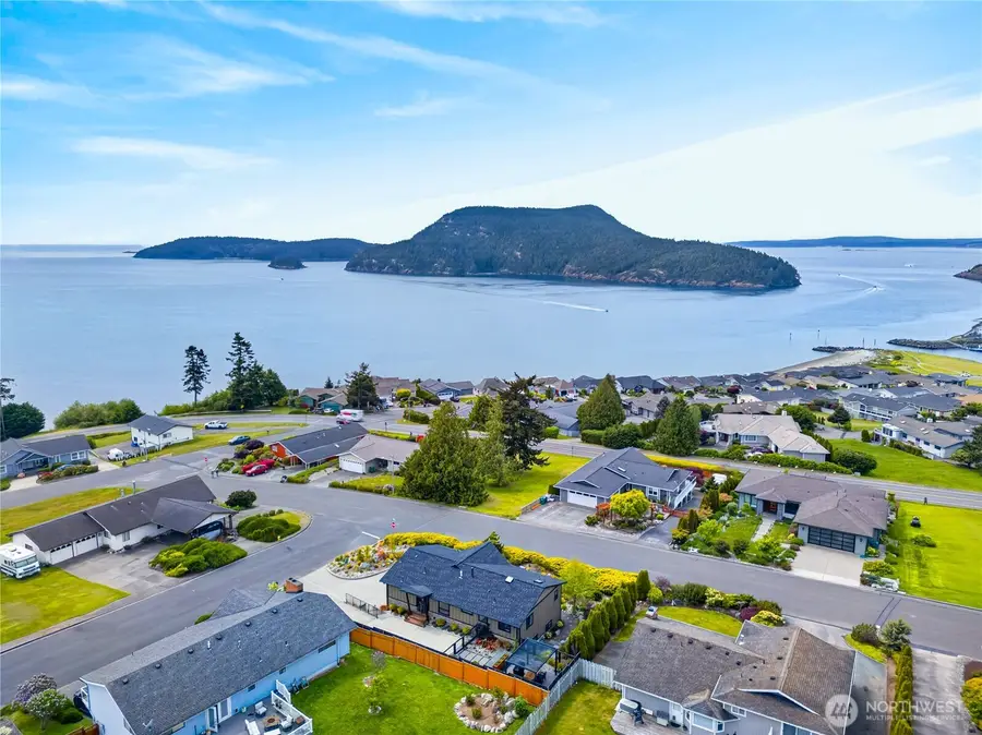 4708 Queen Ann Way, Anacortes, WA 98221 - #3