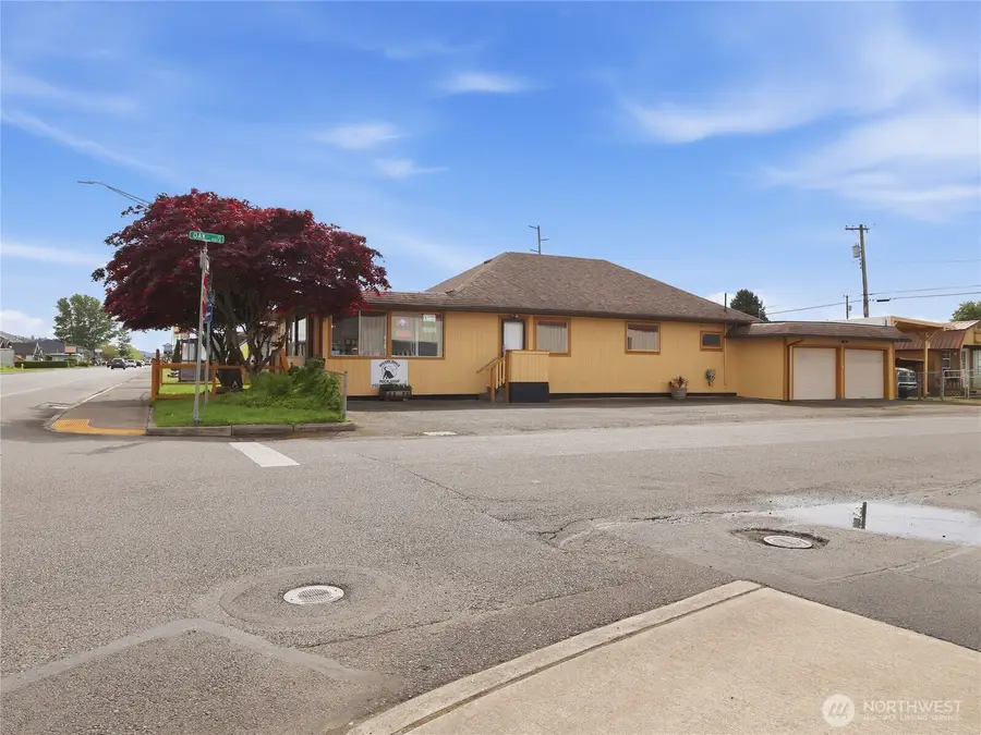 2523 Simpson Avenue, Aberdeen, WA 98520 - #2