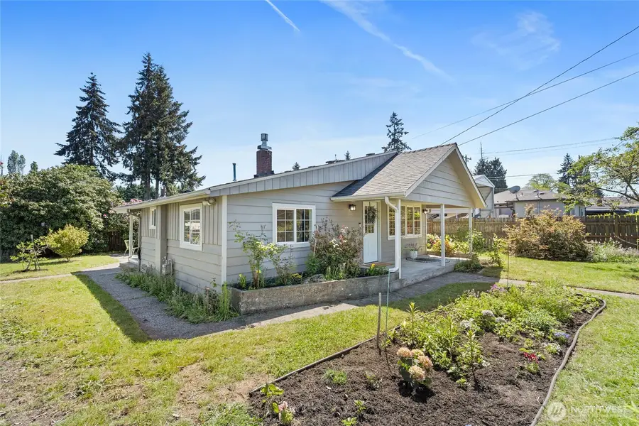 12022 2nd Avenue Sw, Seattle, WA 98146 - #2