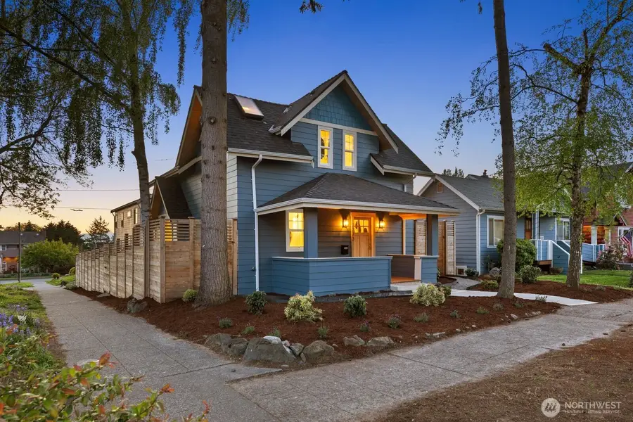 2773 44th Avenue Sw #A, Seattle, WA 98116 - #2