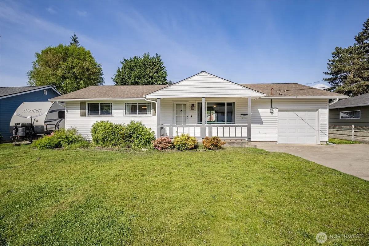 2709 R Street Se, Auburn, WA 98002 - #1
