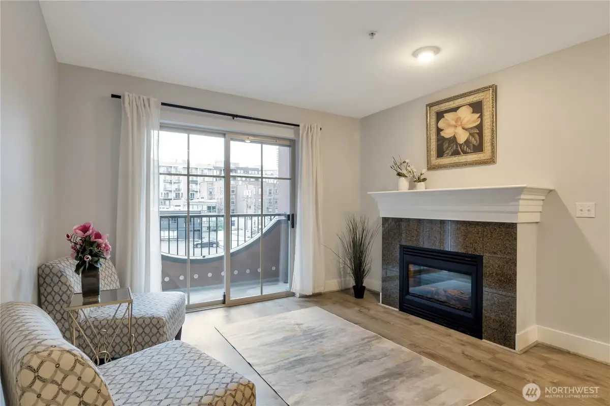 123 Queen Anne N #301, Seattle, WA 98109 - #1