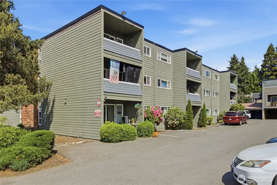 236 S 152nd Street #303, Burien, WA 98148 - #2