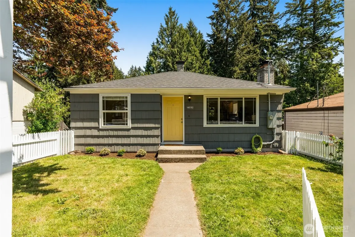 14032 Stone Avenue N, Seattle, WA 98133 - #1