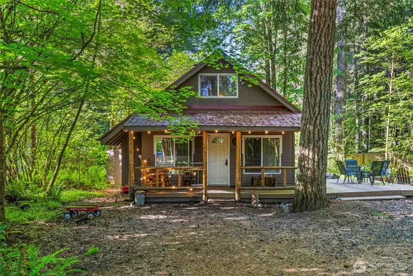 139 Mount Rainier Drive, Packwood, WA 98361