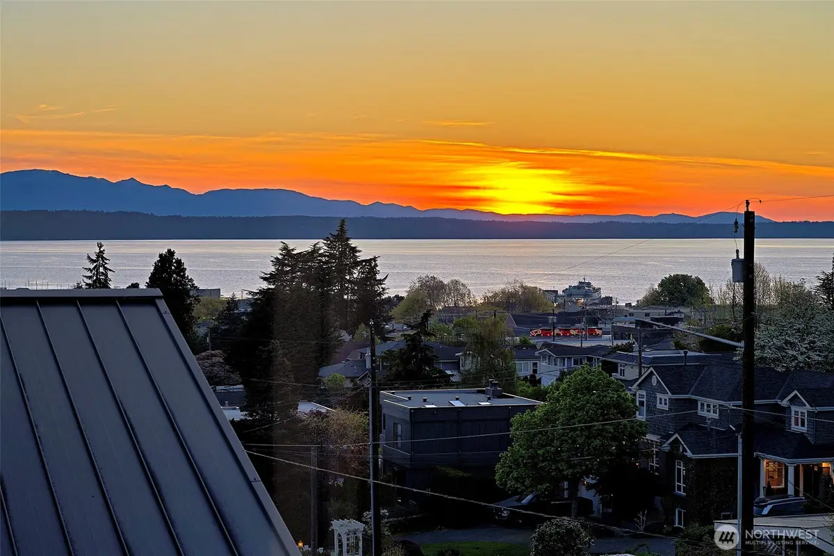 750 Maple Street, Edmonds, WA 98020 - #1
