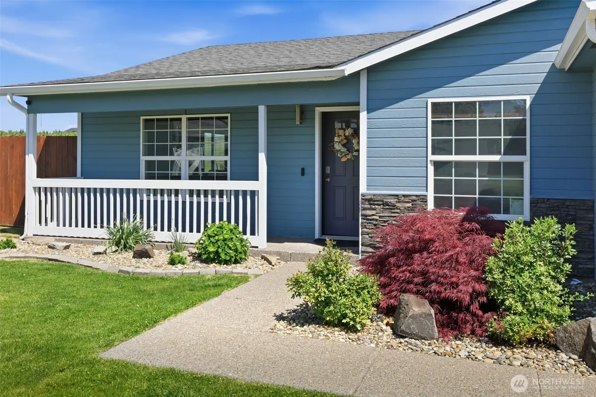 2115 S 68th Avenue, Yakima, WA 98909 - #1