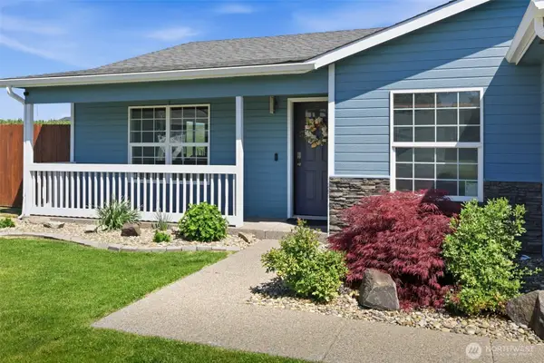 2115 S 68th Avenue, Yakima, WA 98909