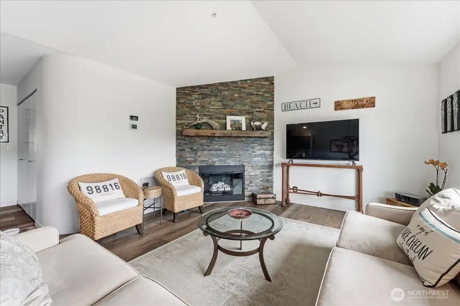 808 W Manson Highway #B303, Chelan, WA 98816 - #3