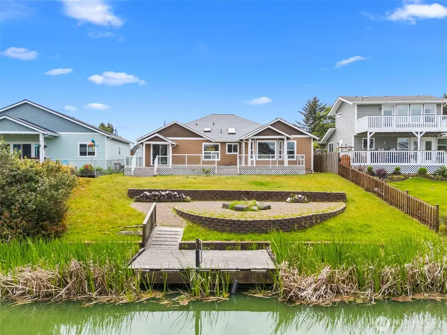 316 Cockle Street Sw, Ocean Shores, WA 98569 - #2