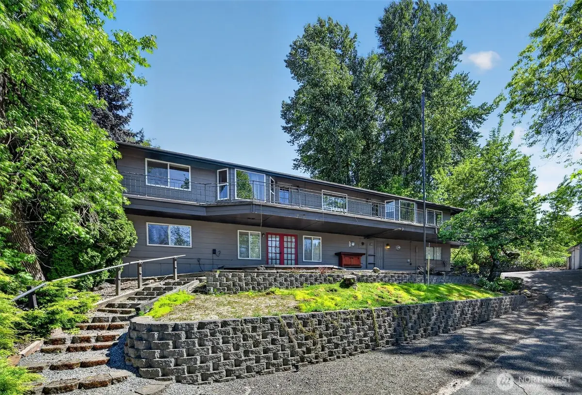 1531 Vista Drive, Puyallup, WA 98372 - #1