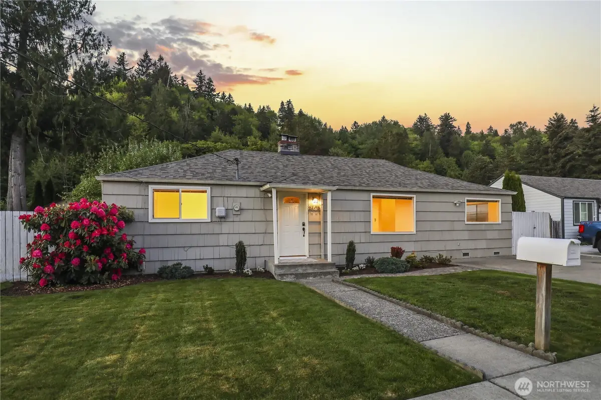 3608 SE 5th Place, Renton, WA 98058 - #1
