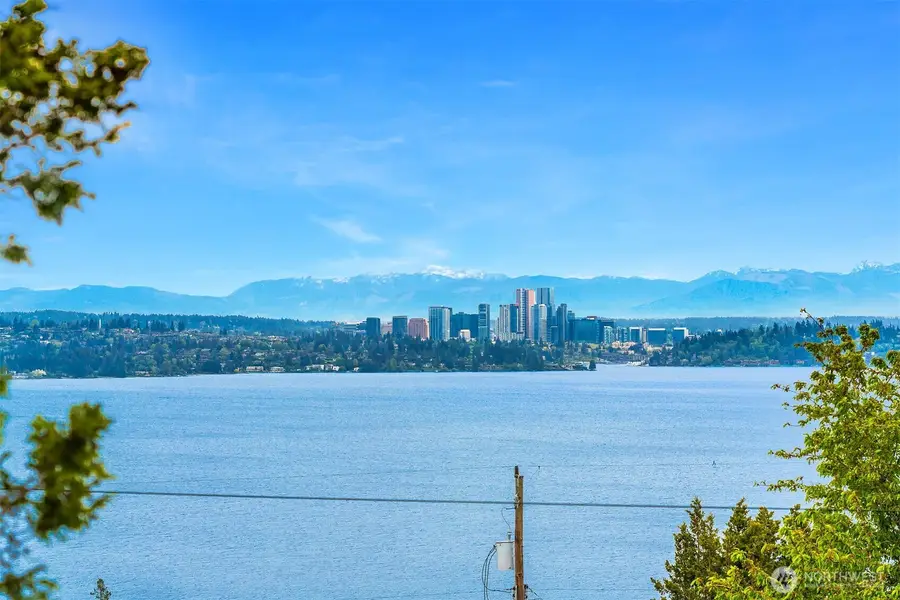 915 30th Avenue S, Seattle, WA 98144 - #2
