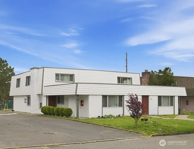 16 147th Avenue Se, Bellevue, WA 98007 - #1