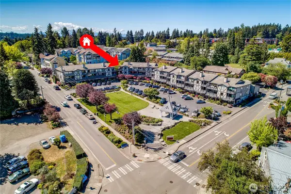 153 Madison Avenue N, Bainbridge Island, WA 98110
