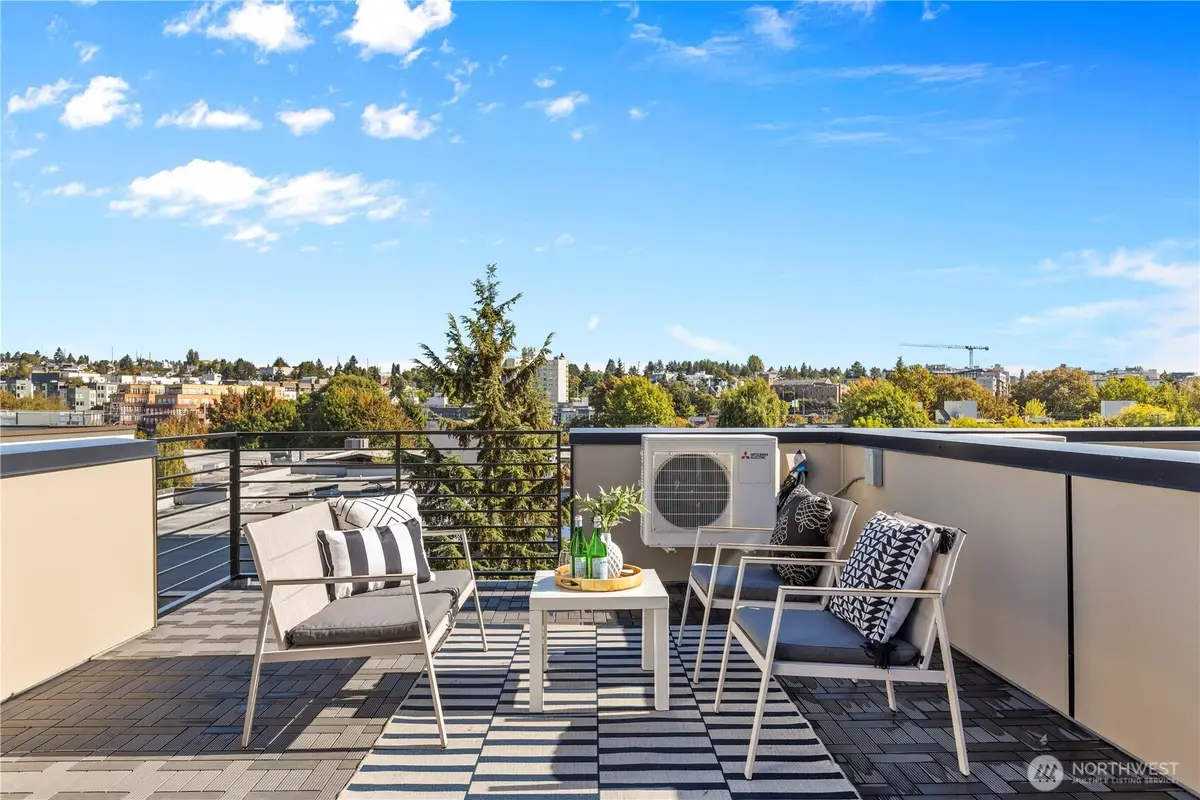 6546 Latona Avenue Ne, Seattle, WA 98115 - #1