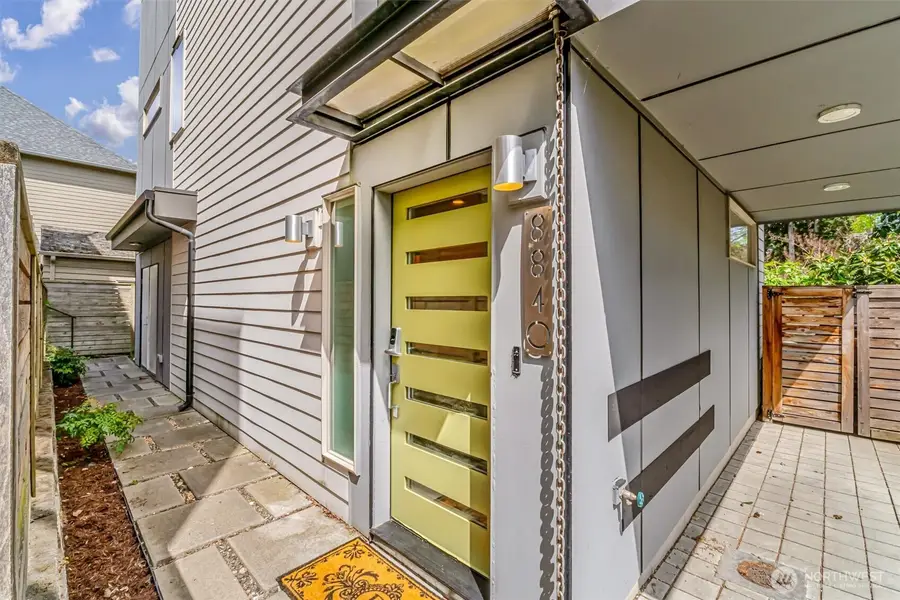 8840 Interlake Avenue N, Seattle, WA 98103 - #3