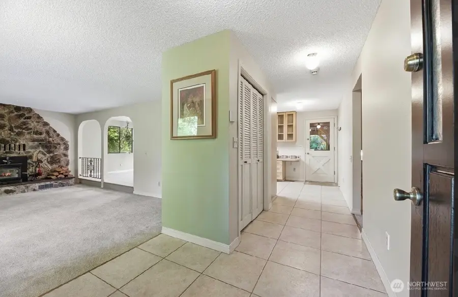 34116 50th Avenue E, Eatonville, WA 98328 - #3