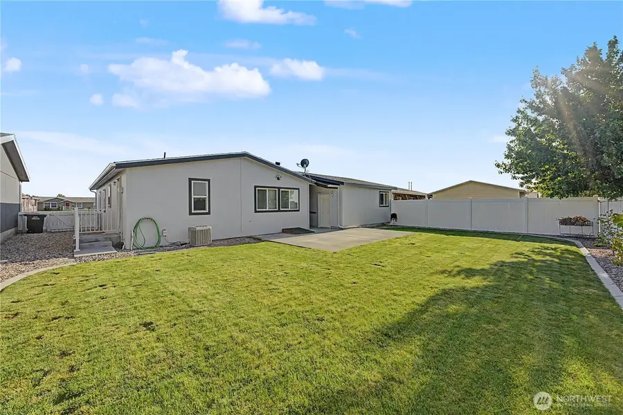 1701 E Burr Avenue #20, Moses Lake, WA 98837 - #2