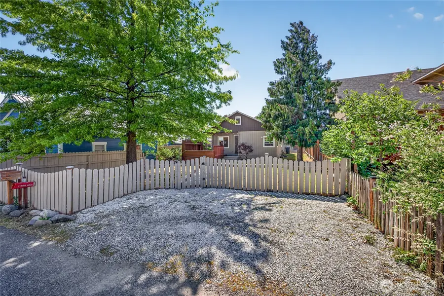 308 Riverside Drive, Cashmere, WA 98815 - #2