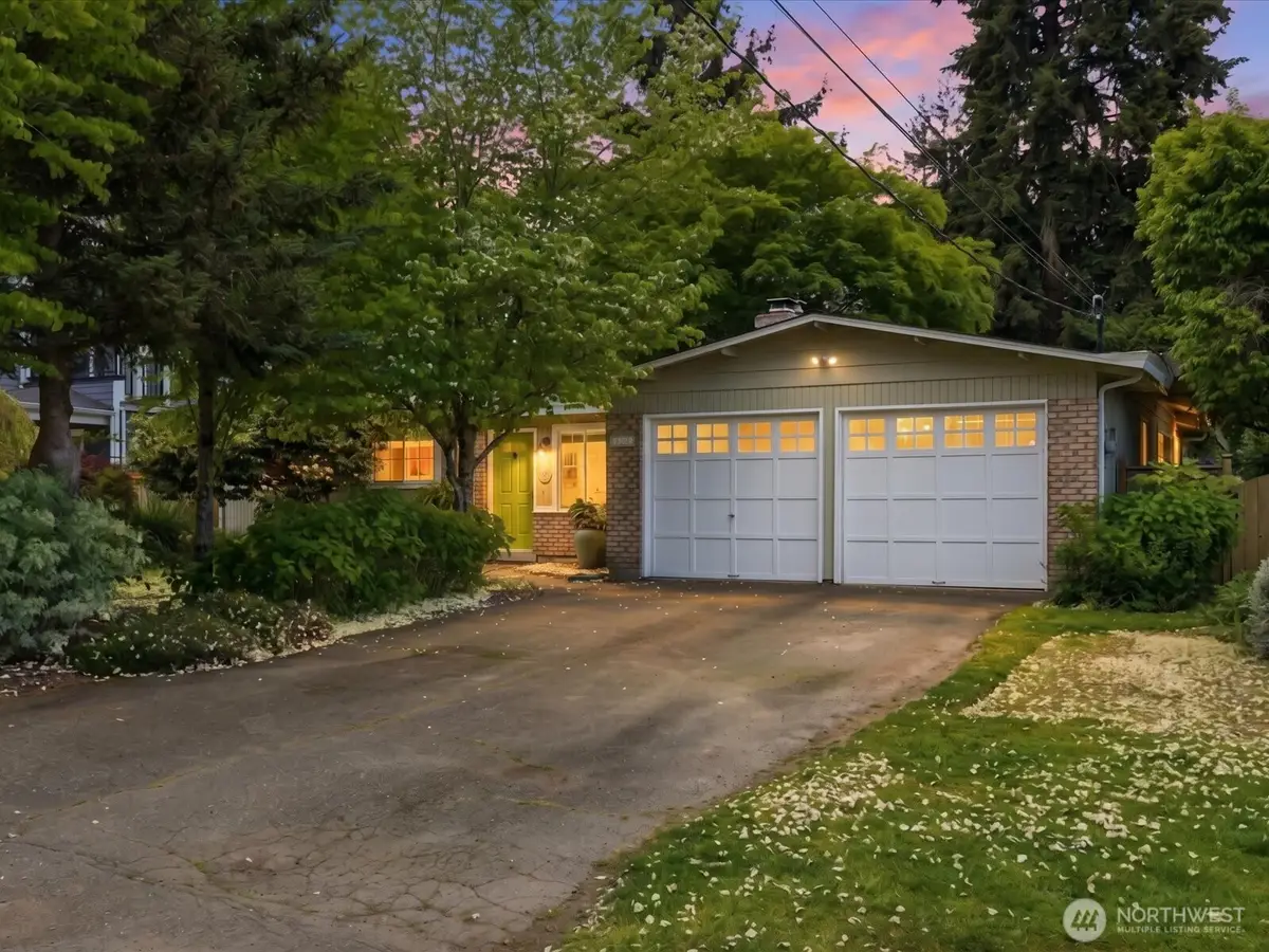 12841 NE 113th Street, Kirkland, WA 98033 - #1