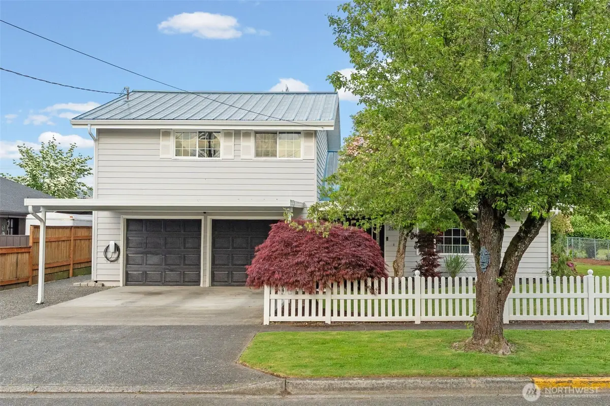 284 S 2nd Street, Buckley, WA 98321 - #1