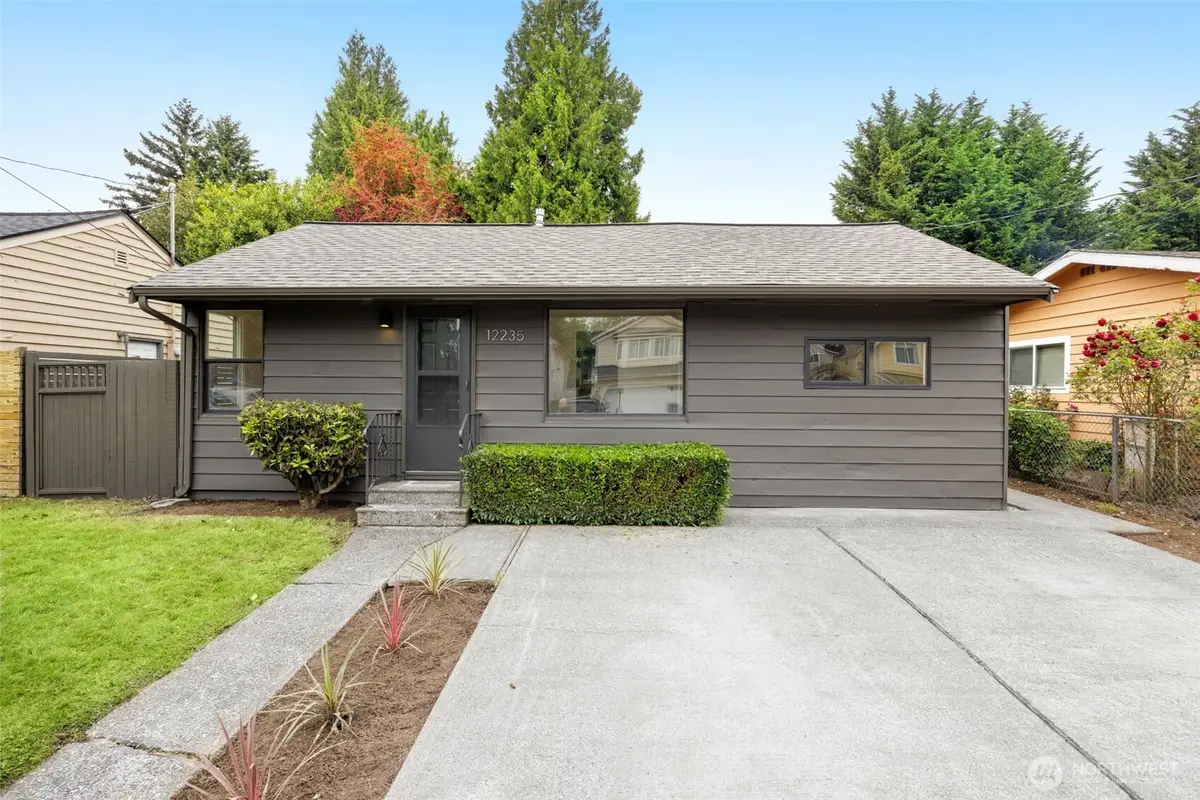12235 43rd Avenue S, Seattle, WA 98178 - #1