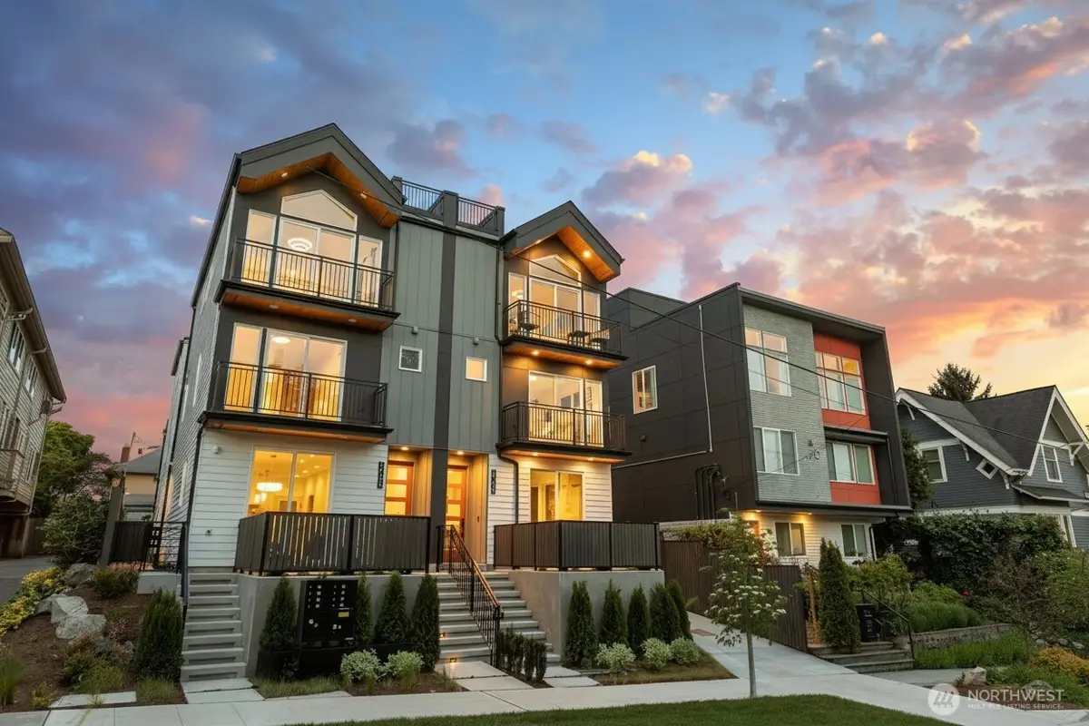 4416 Corliss Avenue N #B, Seattle, WA 98103 - #1