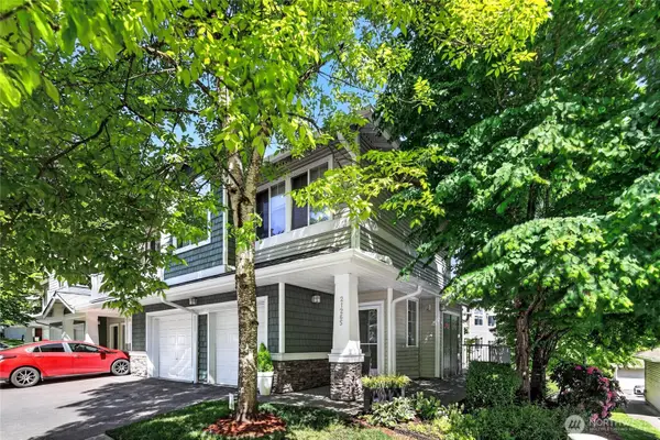 21265 40th Way S #F, SeaTac, WA 98198