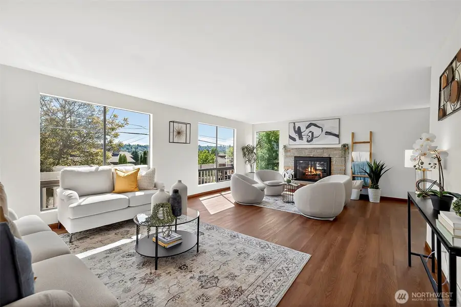 3415 24th Avenue W, Seattle, WA 98199 - #2