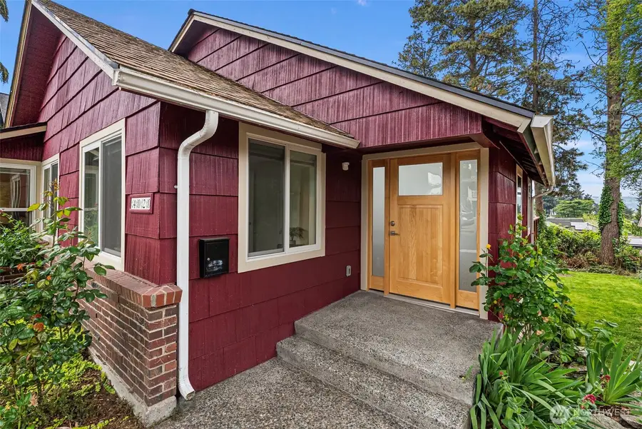 4020 47th Avenue S, Seattle, WA 98118 - #2