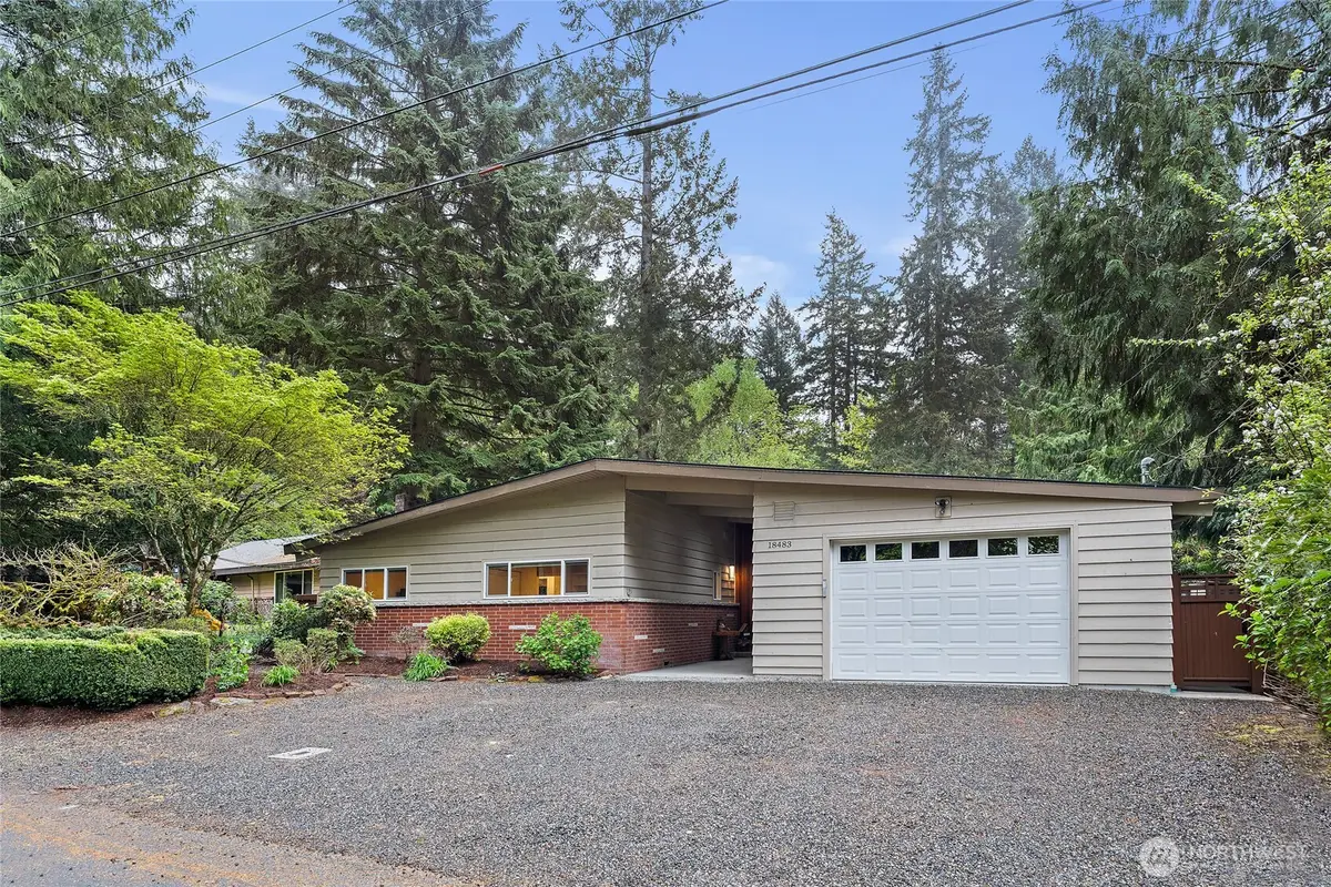 18483 47th Place Ne, Lake Forest Park, WA 98155 - #1