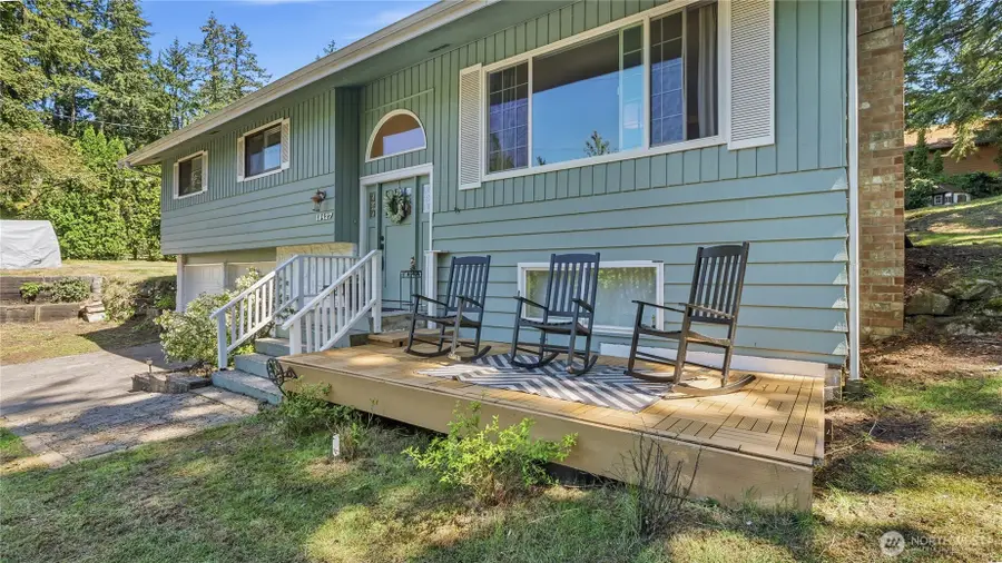 18427 Homeview Drive, Edmonds, WA 98026 - #2