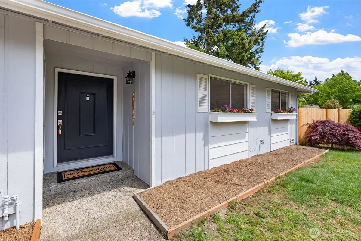 31300 31st Ave Sw, Federal Way, WA 98023 - #1