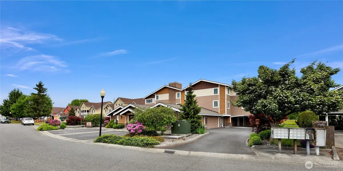 212 W Maberry Dr. #201, Lynden, WA 98264 - #1