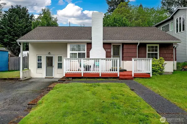 15545 8th Avenue Ne, Shoreline, WA 98155