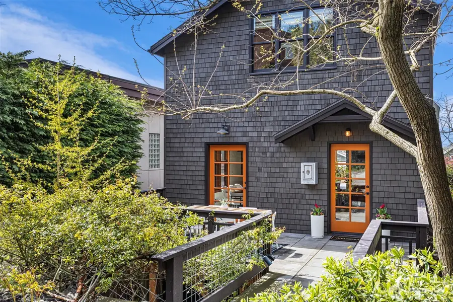 1524 10th Avenue W, Seattle, WA 98119 - #2