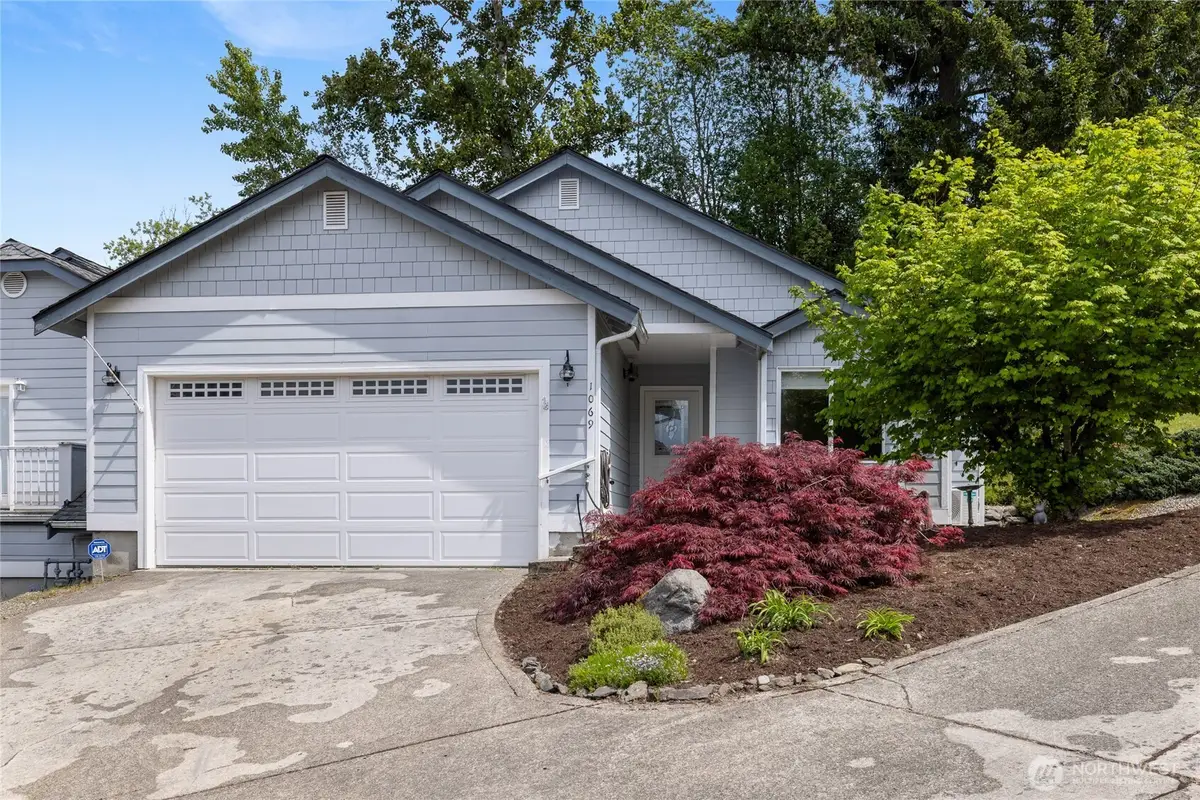 1069 5th, Steilacoom, WA 98388 - #1