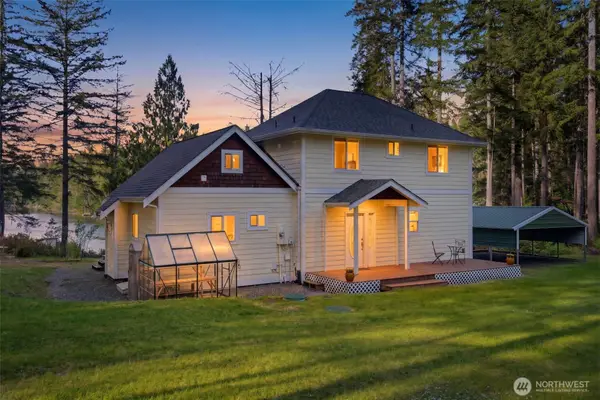 6971 NE Tahuya Blacksmith Road, Tahuya, WA 98588