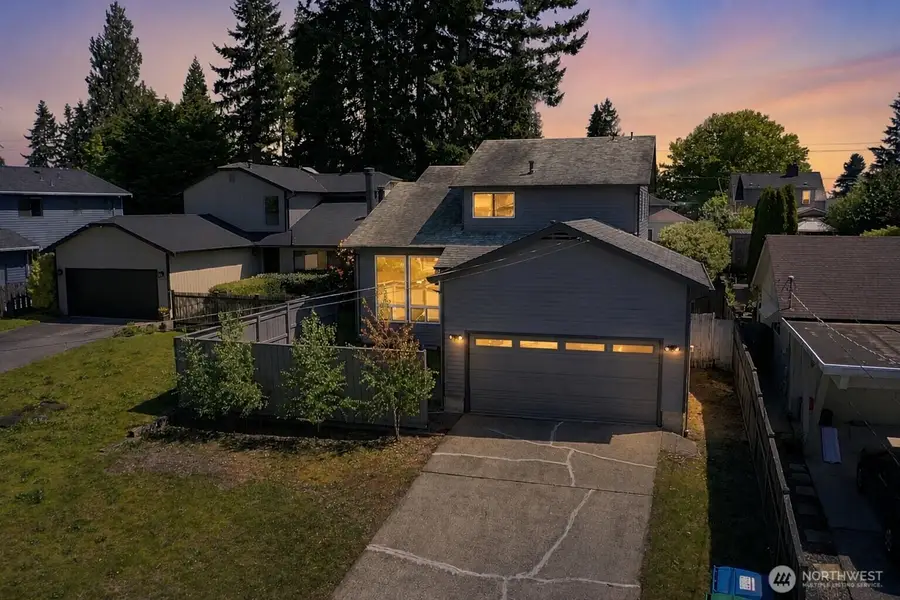 12228 Dayton Avenue N, Seattle, WA 98133 - #2